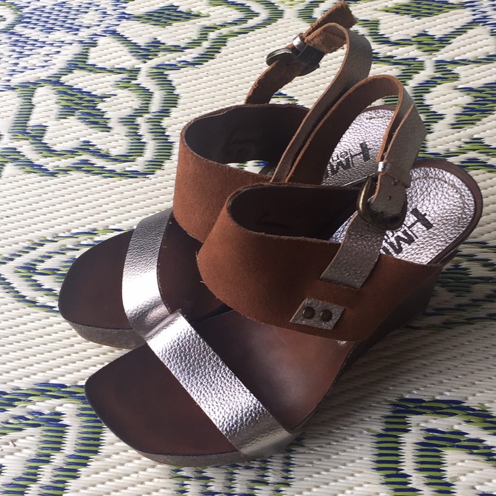 MIA Heritage Women Foxy Wedge